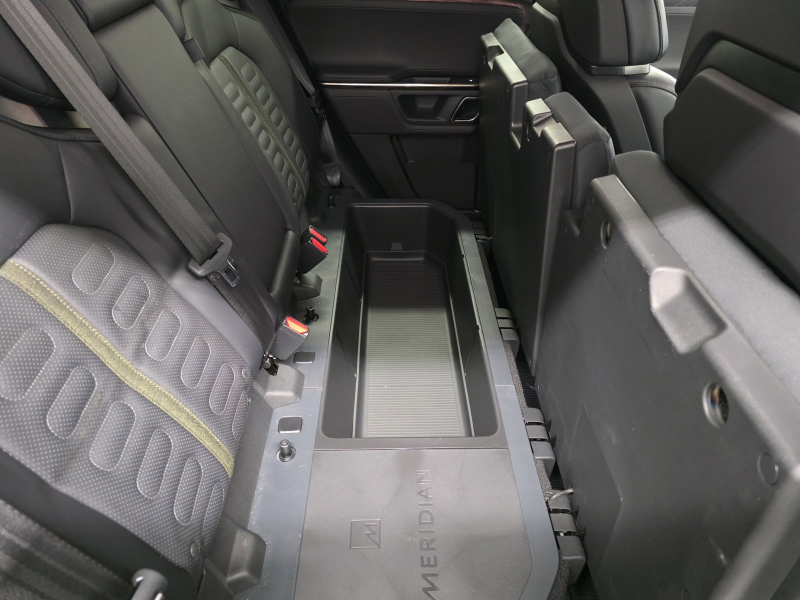 Used 2022 Rivian R1T Adventure image 24