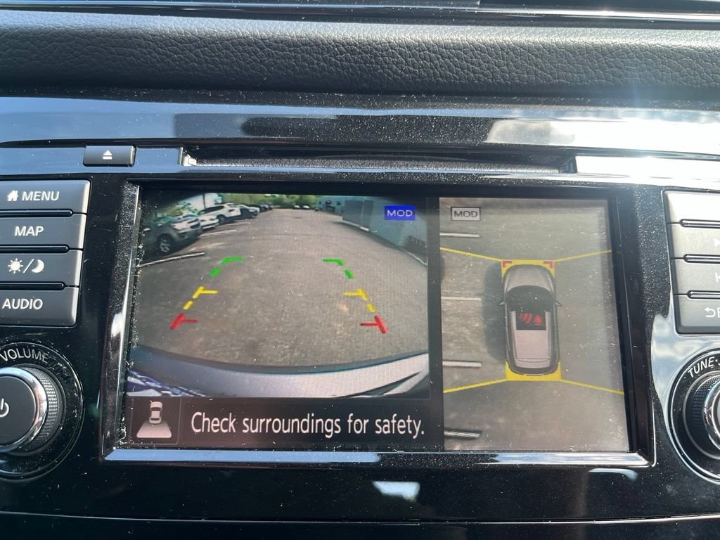 Used 2019 Nissan Rogue Sport SV w/ Technology Package AWD/4WD image 18