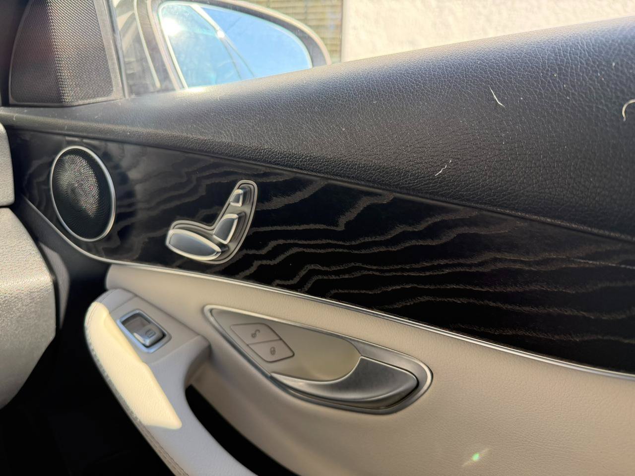 Used 2017 Mercedes-Benz C 300 Sedan image 31