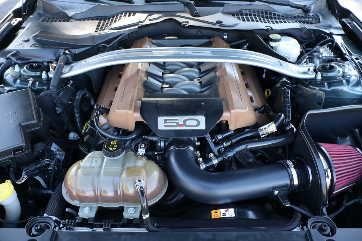 Used 2015 Ford Mustang GT Premium w/ Equipment Group 401A RWD image 37