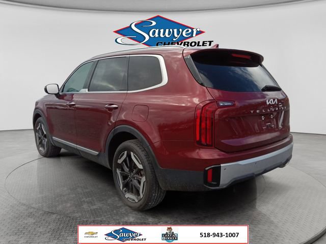 Used 2024 Kia Telluride S w/ S Sunroof Package image 3