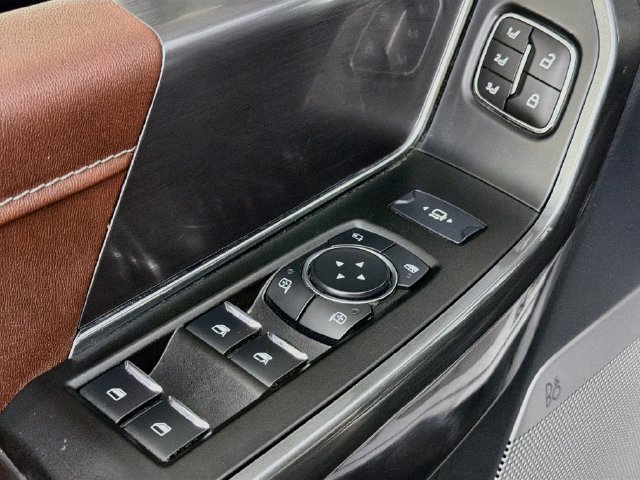 Used 2023 Ford F150 Lariat w/ Equipment Group 502A High AWD/4WD image 18