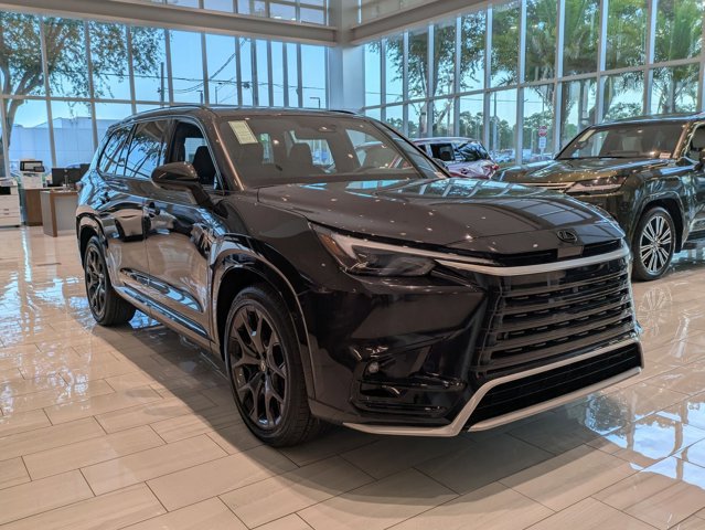 New 2026 Lexus TX 500h AWD image 5
