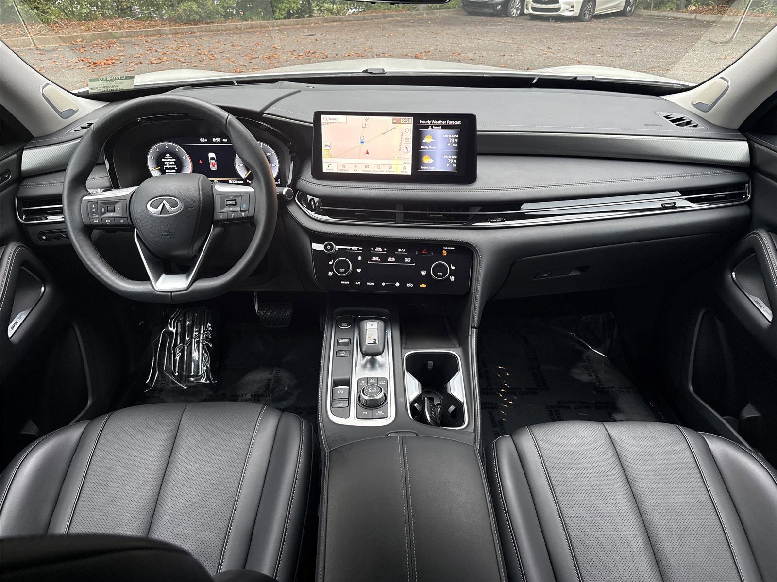 Certified 2025 INFINITI QX60 Luxe w/ Vision Package image 10