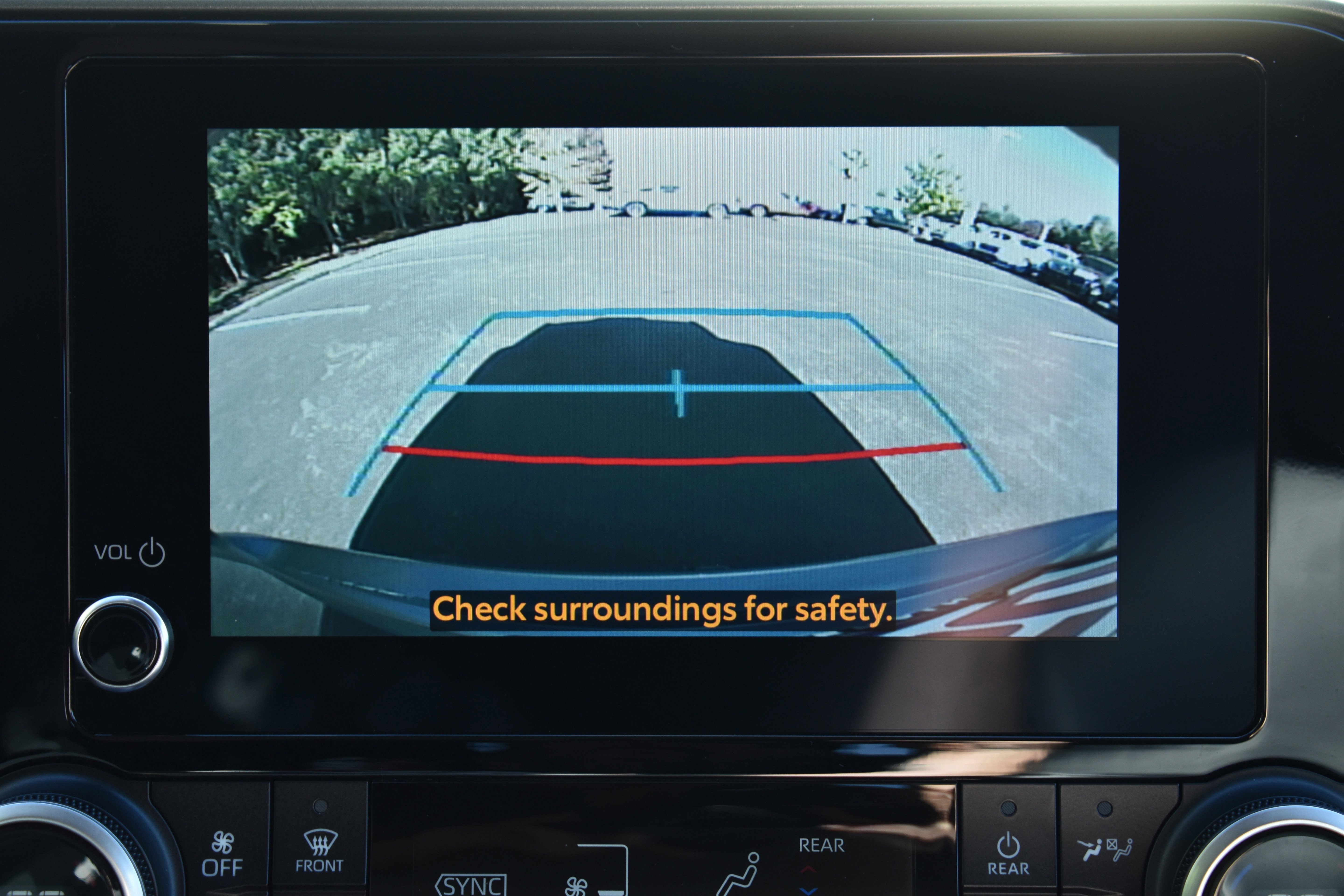 Used 2023 Toyota Highlander XLE image 15