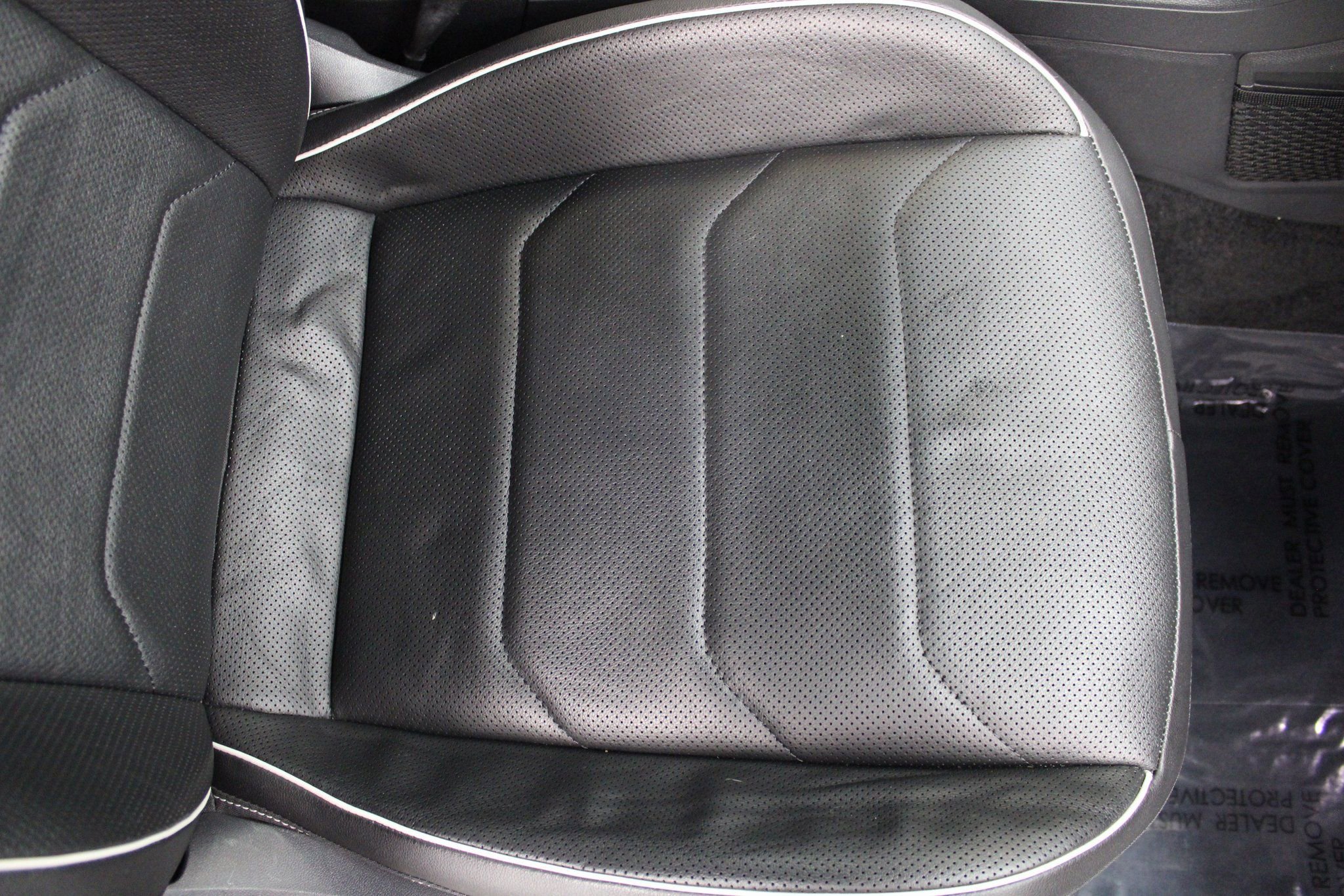 Used 2022 Volkswagen Tiguan SEL R-Line image 33