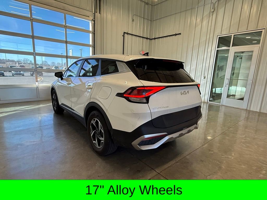 Used 2024 Kia Sportage LX image 13