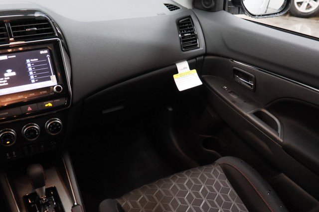 New 2026 Mitsubishi Outlander Sport LE AWD/4WD image 22