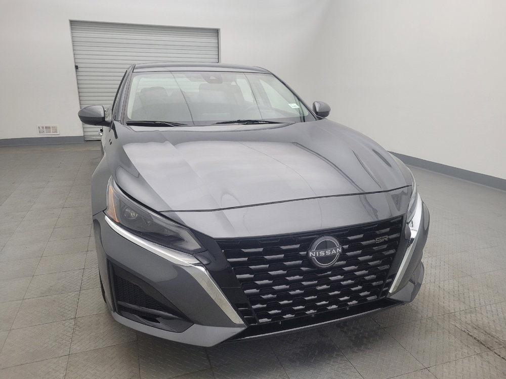 Used 2023 Nissan Altima 2.5 SV image 14