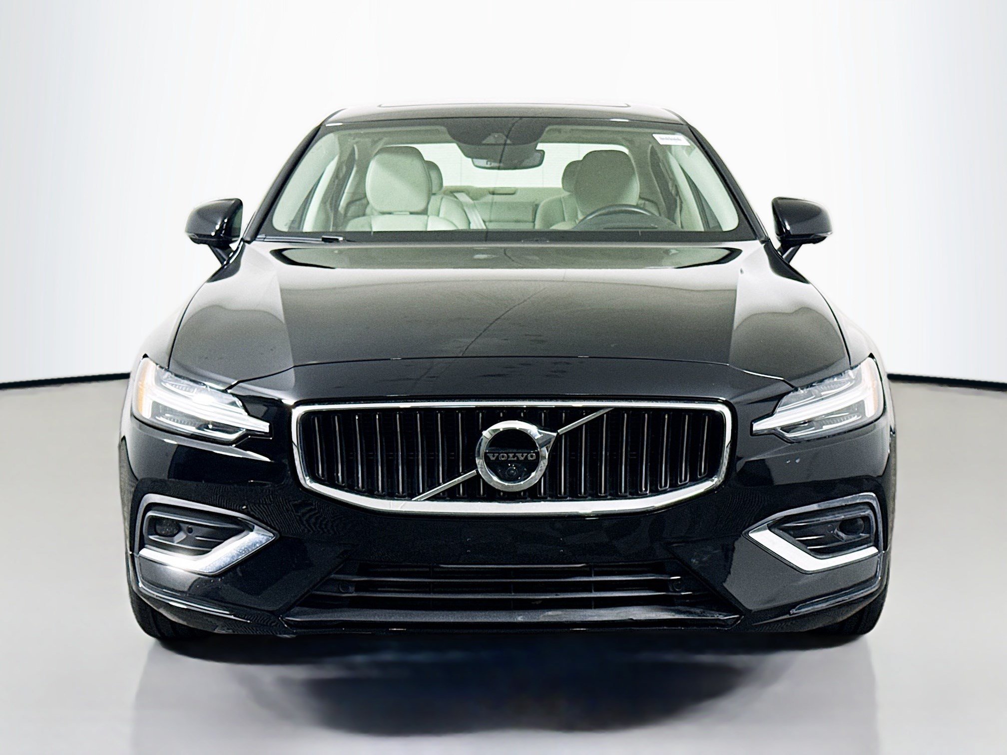 Used 2021 Volvo S60 T5 Inscription AWD/4WD image 2
