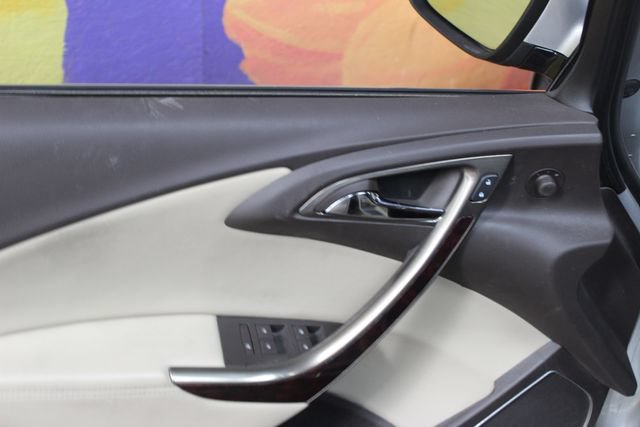 Used 2016 Buick Verano Convenience FWD image 13