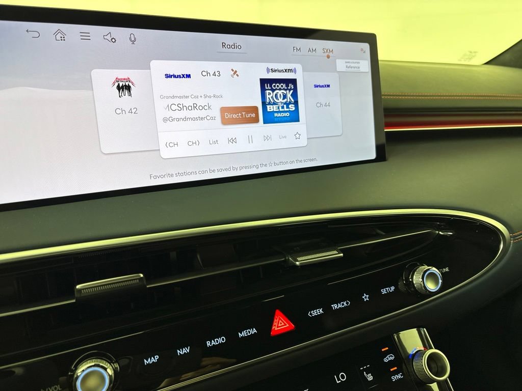 New 2027 Genesis GV70 3.5T Prestige AWD/4WD image 33