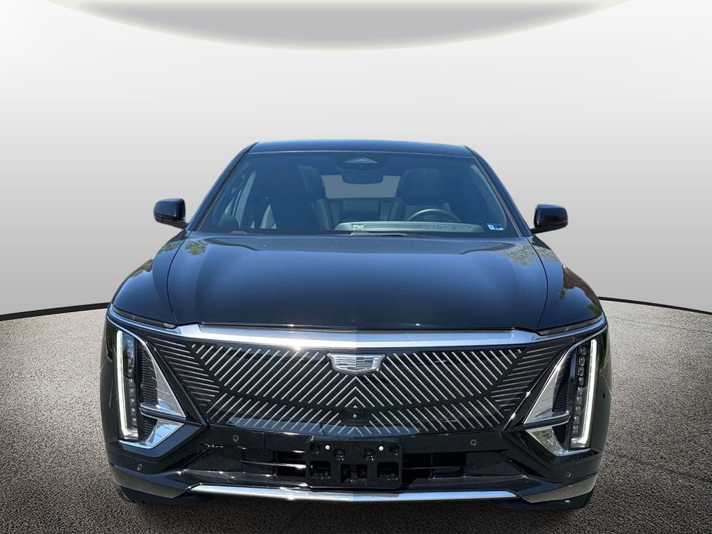 Used 2024 Cadillac Lyriq Luxury w/ LPO, Floor Liner Package image 5