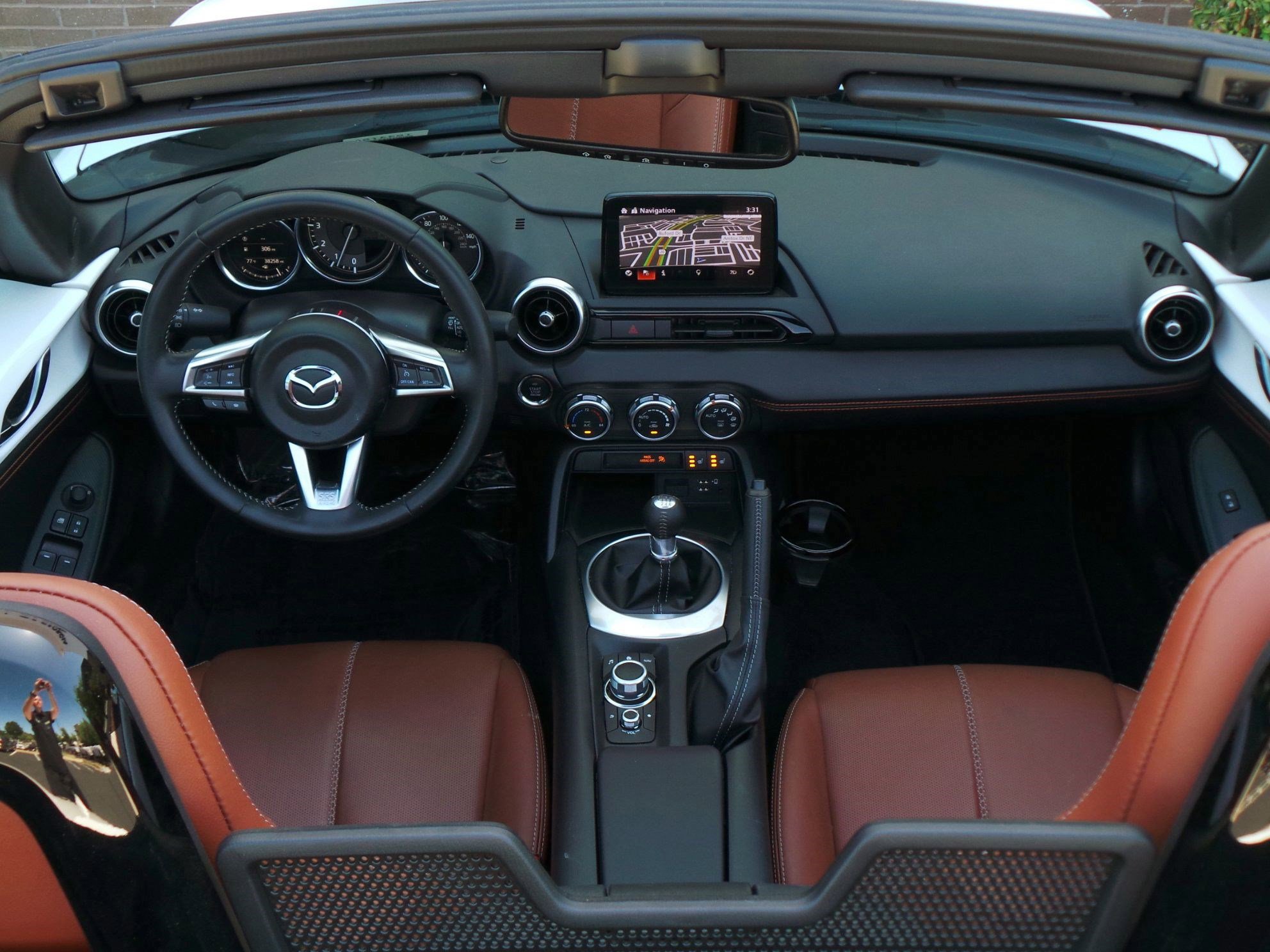Certified 2023 MAZDA MX-5 Miata Grand Touring RWD image 6