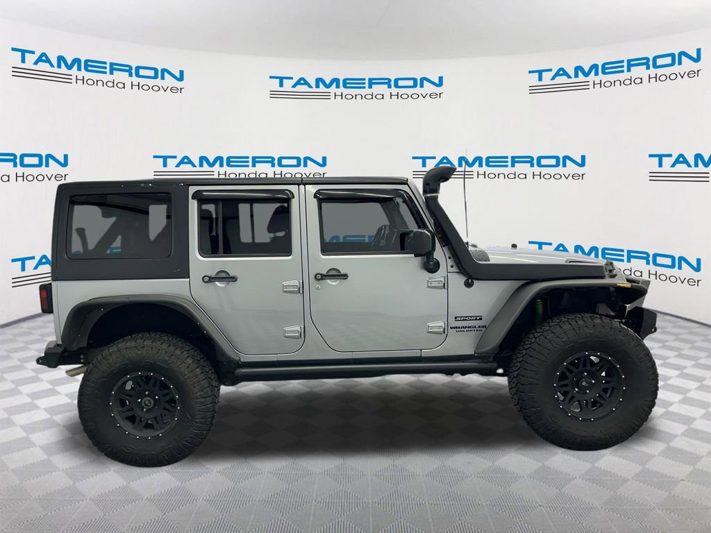 Used 2017 Jeep Wrangler Unlimited Sport w/ Connectivity Group AWD/4WD image 6