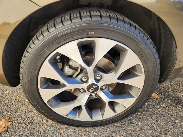 Used 2013 Kia Soul ! image 21