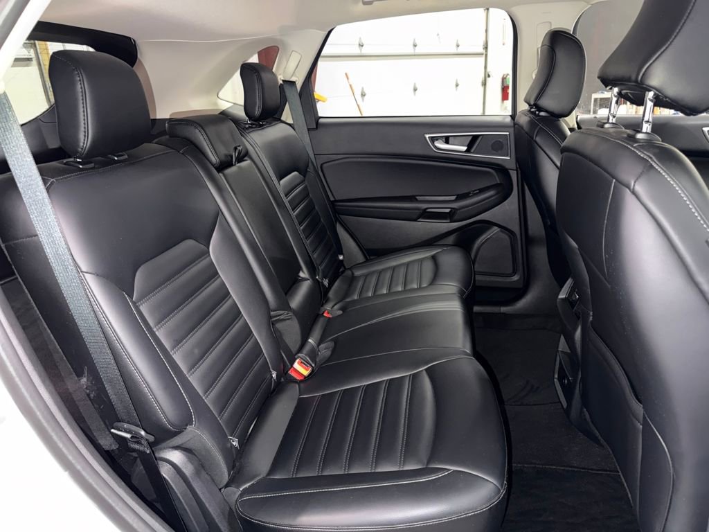 Used 2024 Ford Edge SEL image 19