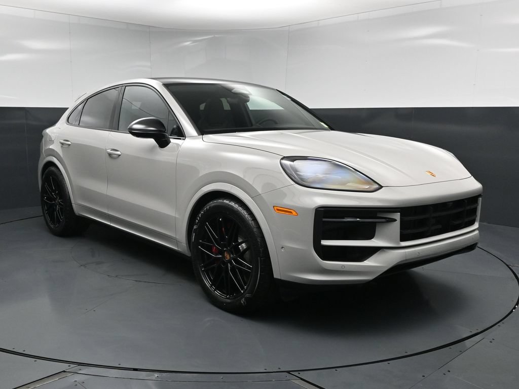 New 2026 Porsche Cayenne S AWD/4WD image 12