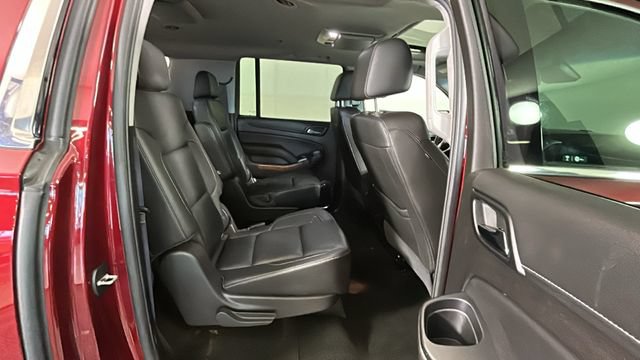 Used 2017 Chevrolet Suburban Premier AWD/4WD image 30