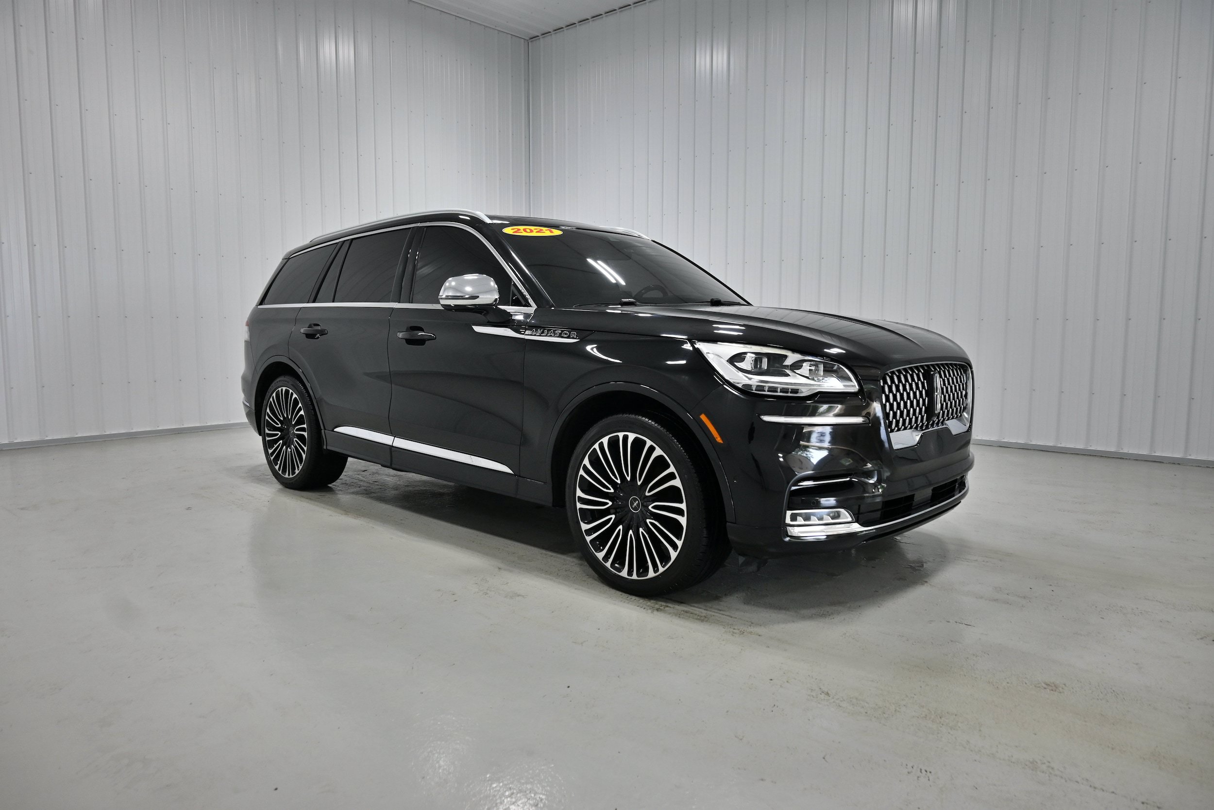 Used 2021 Lincoln Aviator Black Label AWD/4WD image 3