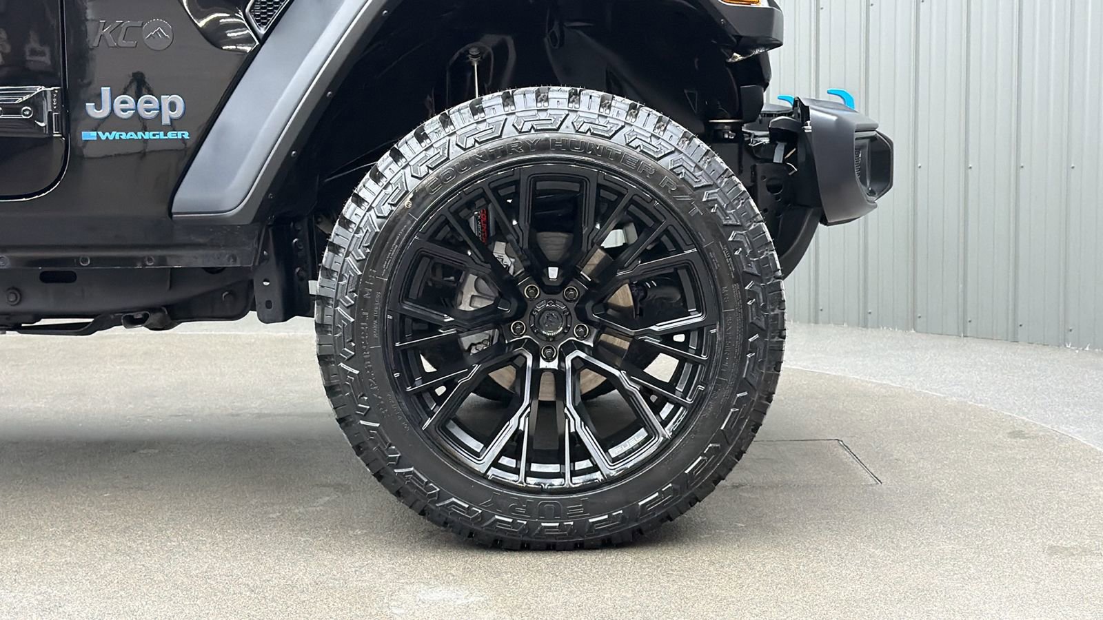 Used 2024 Jeep Wrangler Unlimited image 10