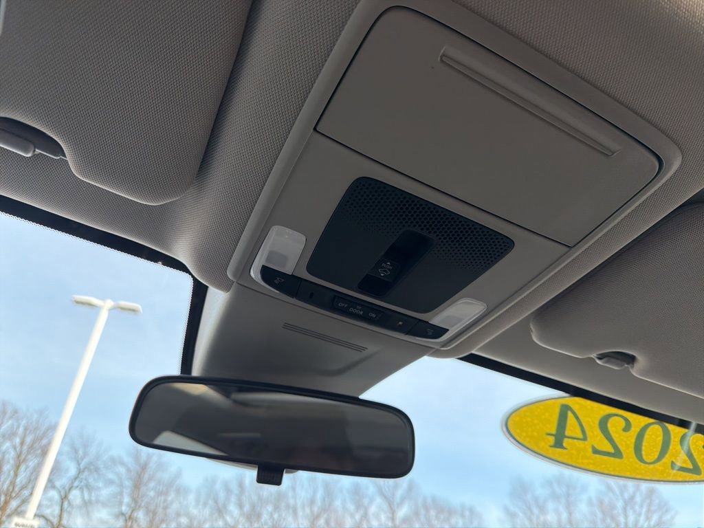 Used 2024 Honda CR-V EX image 14