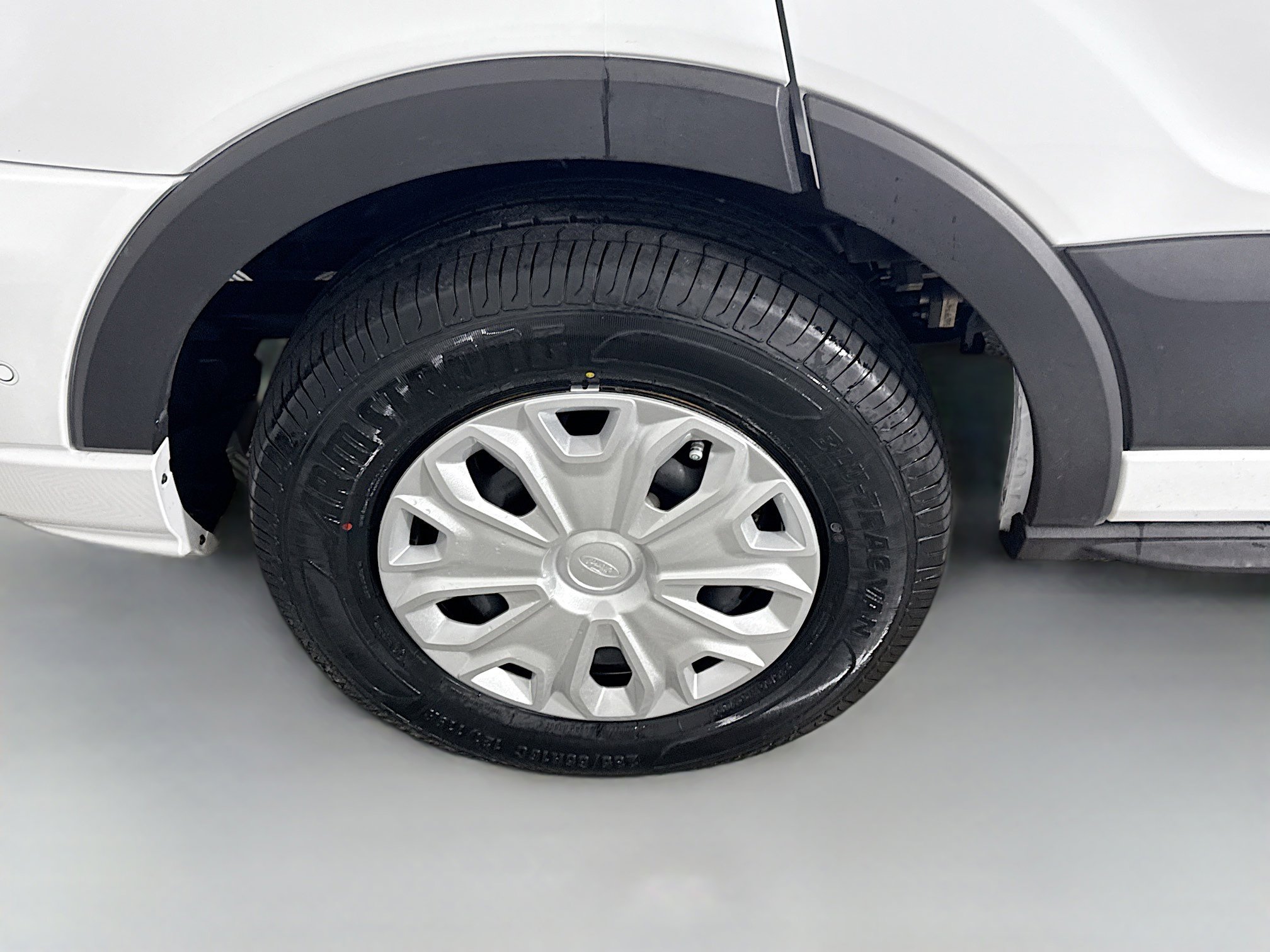 Used 2023 Ford Transit 350 XLT image 34