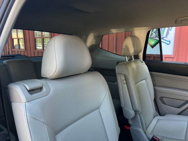 Used 2018 Volkswagen Atlas SE image 28