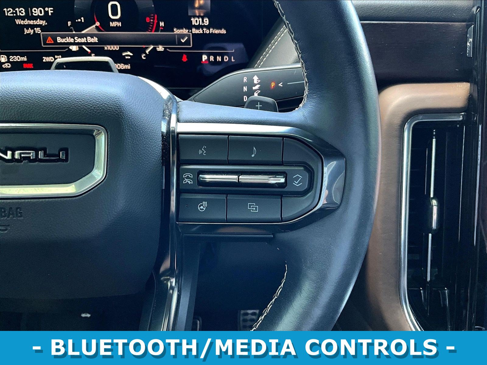 Used 2025 GMC Yukon Denali Ultimate AWD/4WD image 12