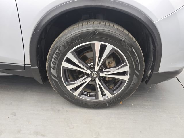 Used 2019 Nissan Rogue SV w/ Sun & Sound Touring Package image 12