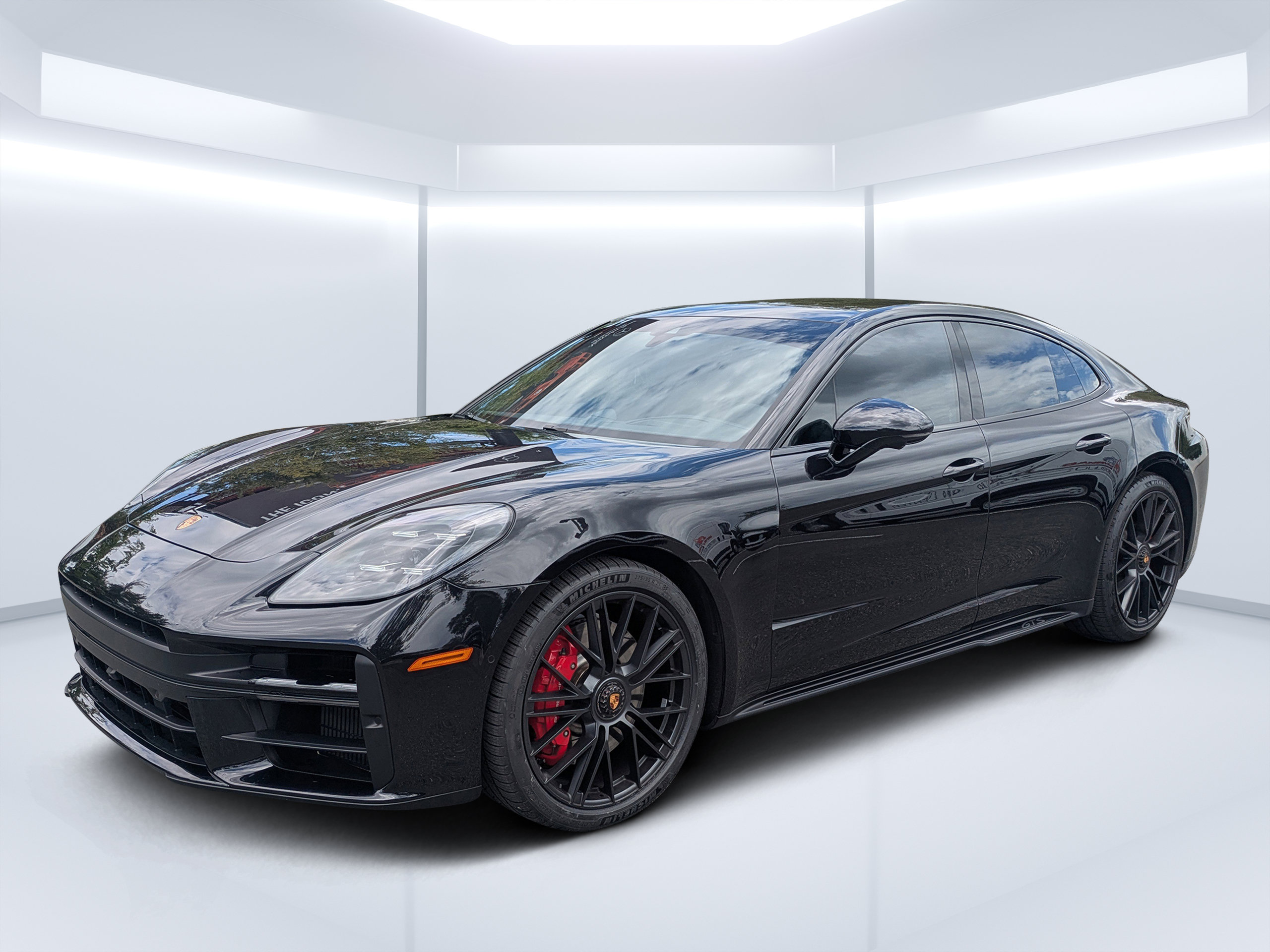 Used 2025 Porsche Panamera GTS AWD/4WD image 7