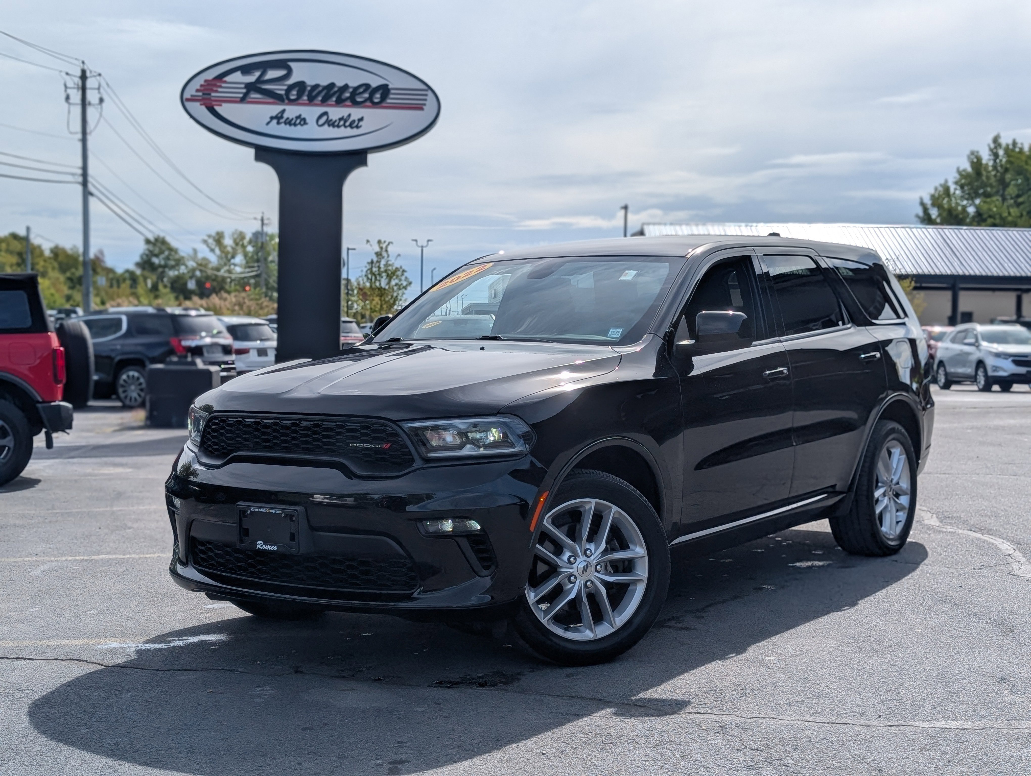 Used 2022 Dodge Durango GT image 1