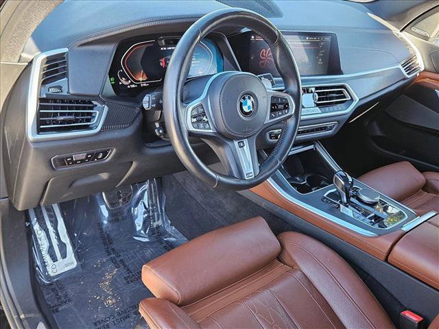 Used 2022 BMW X5 M50i image 10