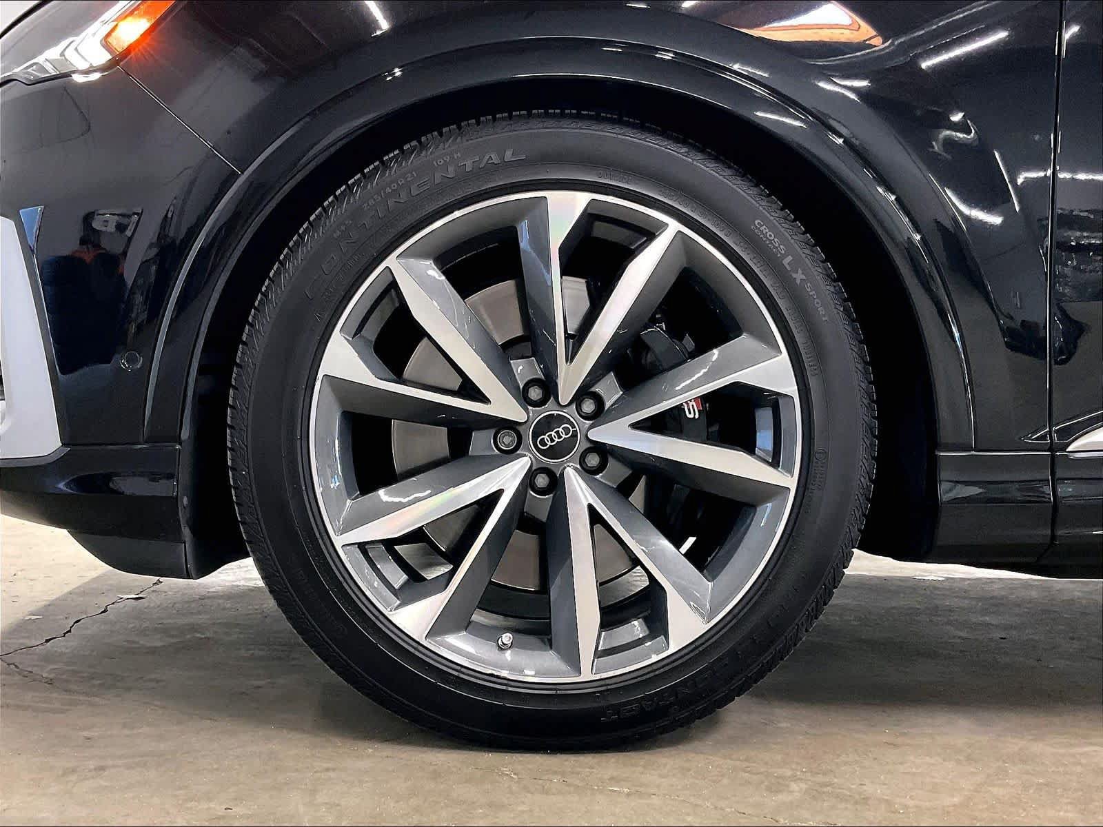 Used 2023 Audi SQ7 Premium Plus w/ Executive Package AWD/4WD image 11
