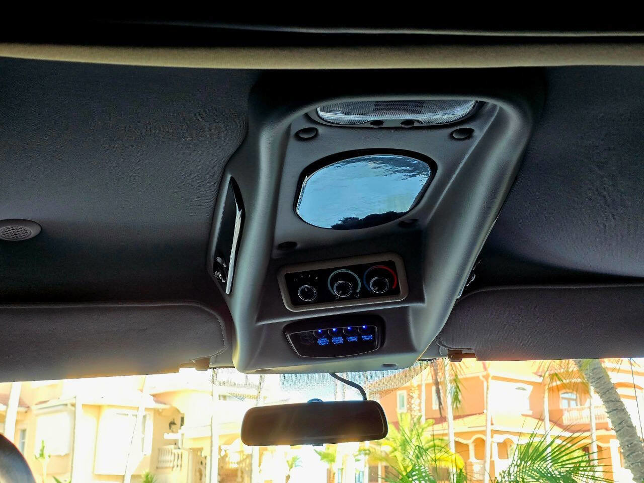 Used 2016 GMC Savana 2500 image 81