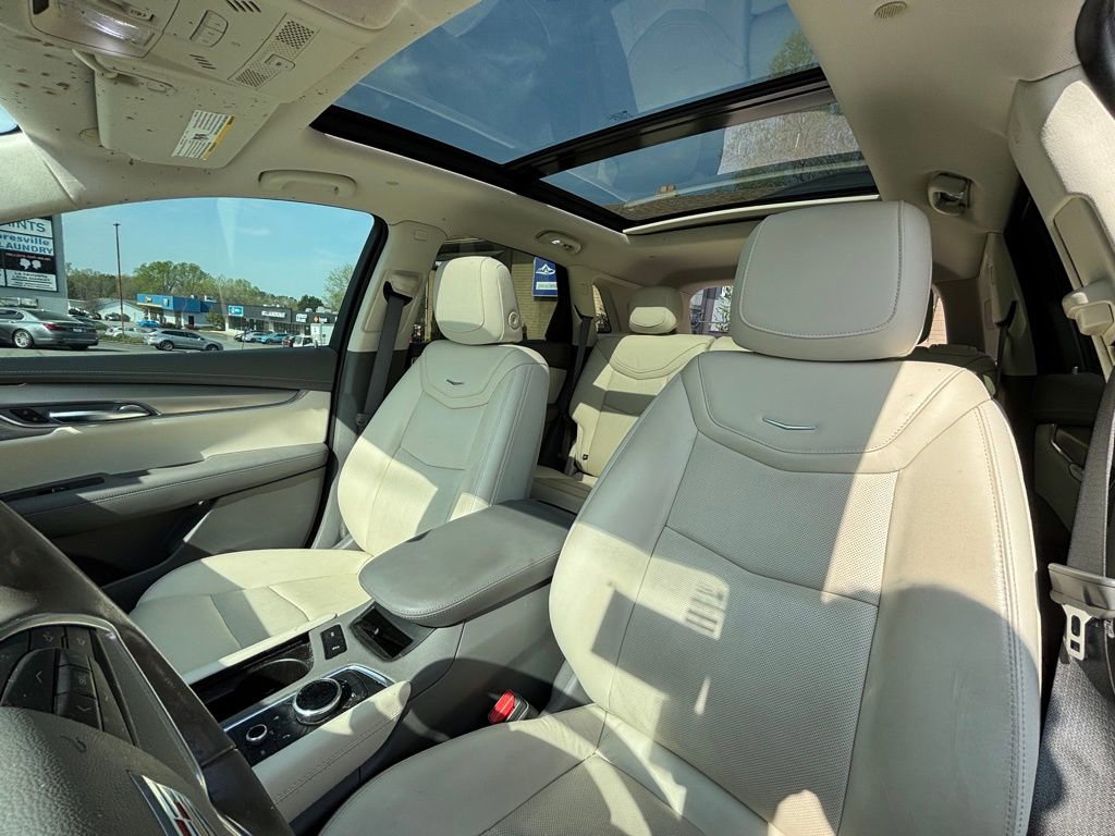 Used 2020 Cadillac XT5 Premium Luxury image 14