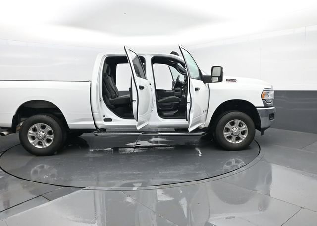 Used 2024 RAM 2500 Big Horn image 28
