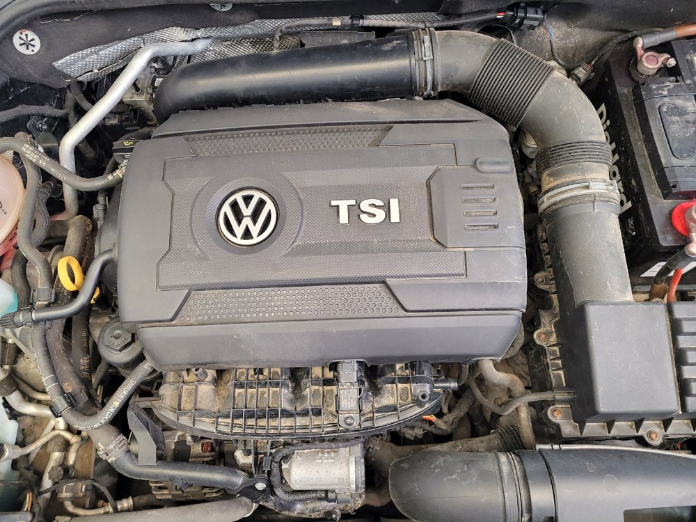 Used 2015 Volkswagen Jetta Sport FWD image 30