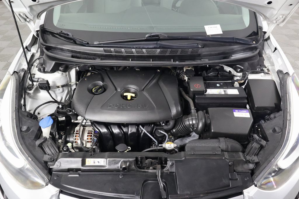 Used 2014 Hyundai Elantra SE FWD image 15