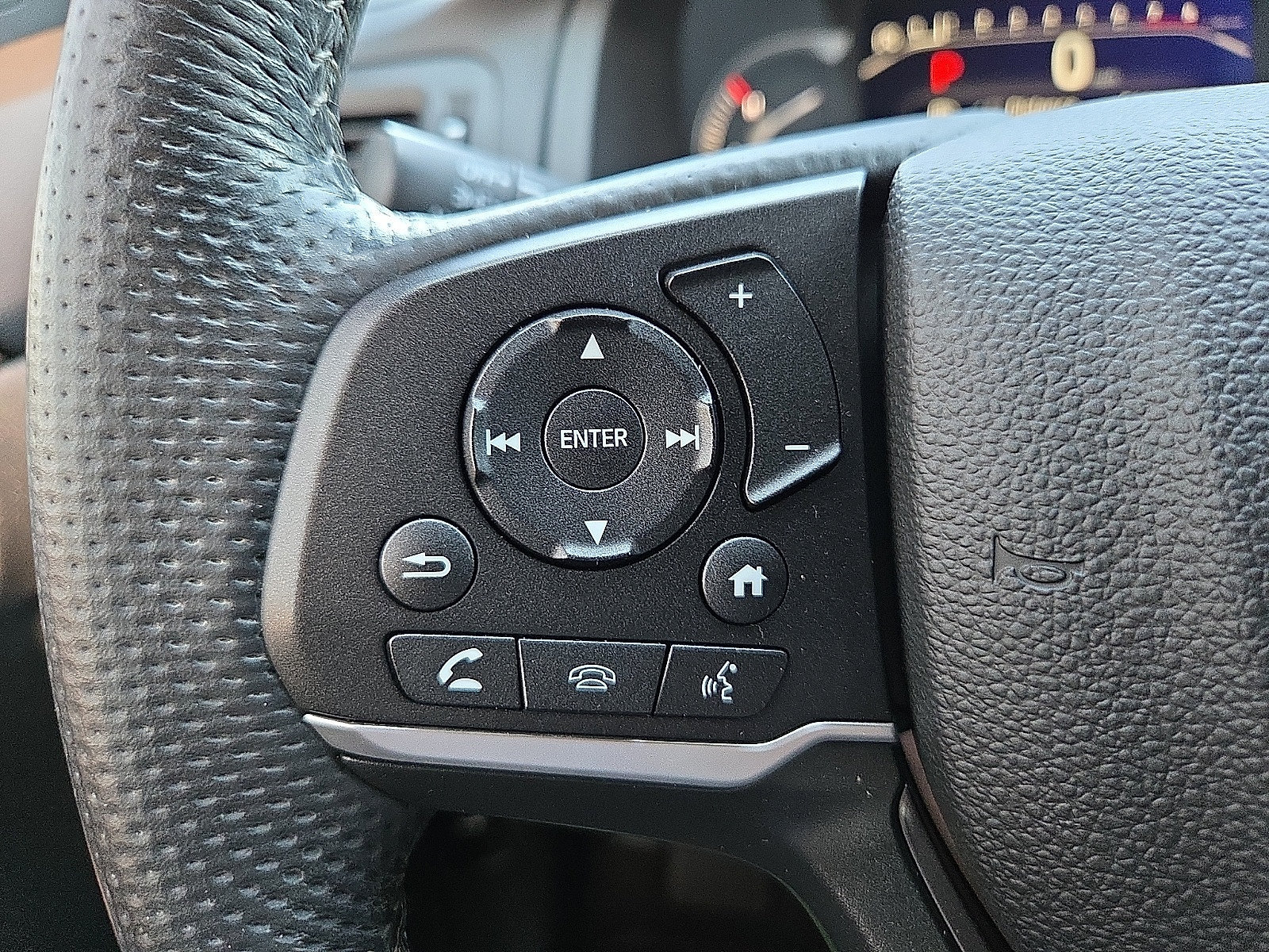 Used 2023 Honda Passport EX-L image 21