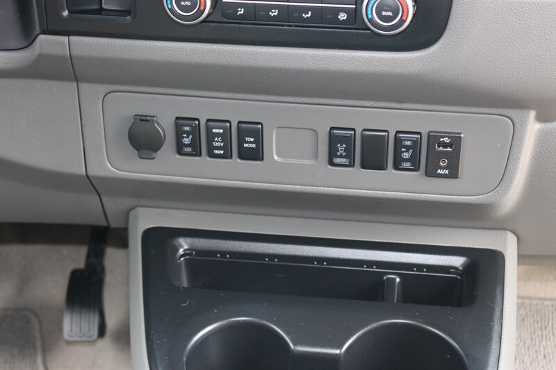 Used 2015 Nissan NV 3500 SL w/ Technology Package RWD image 24