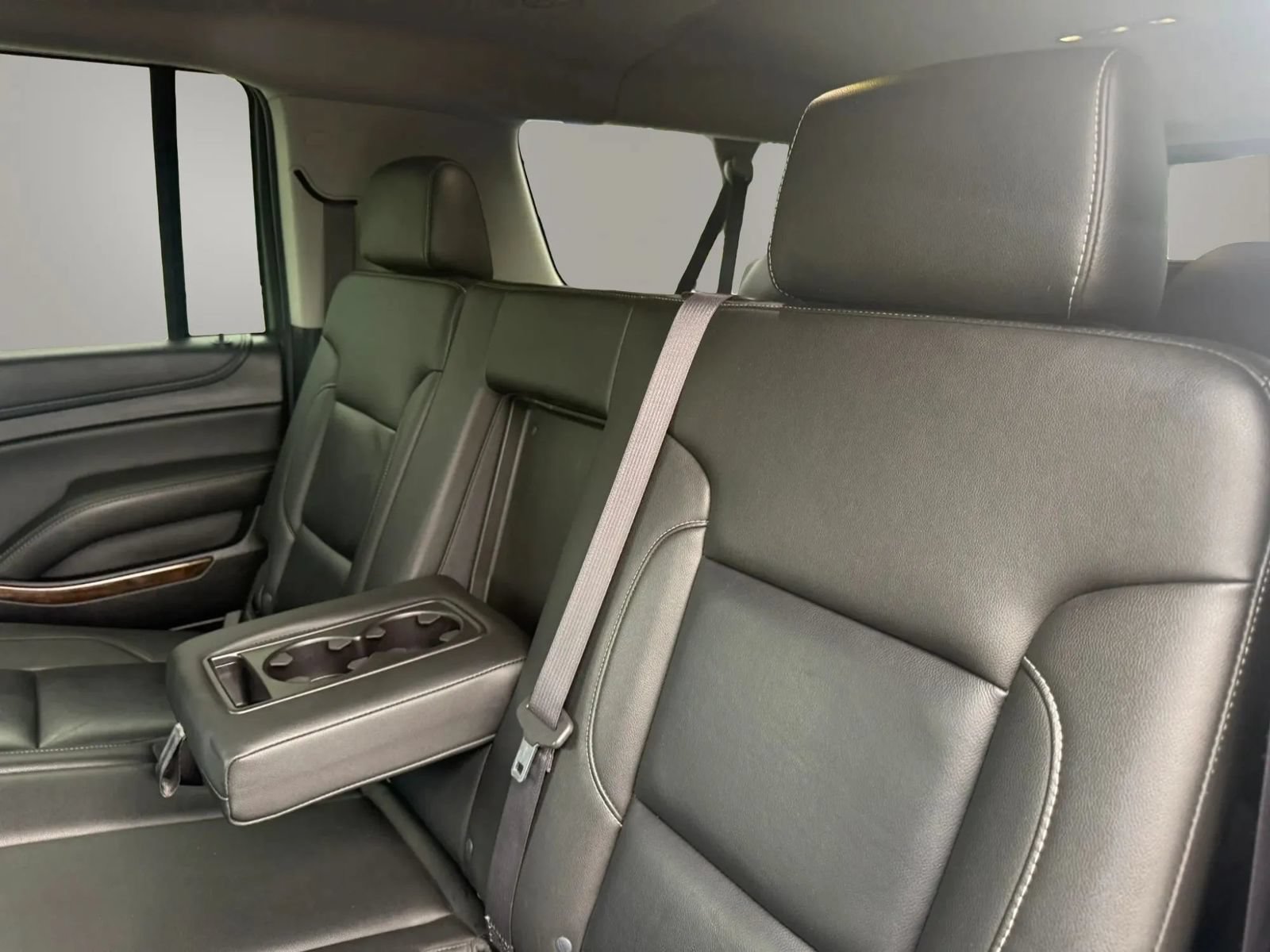 Used 2017 Chevrolet Suburban LT AWD/4WD image 36