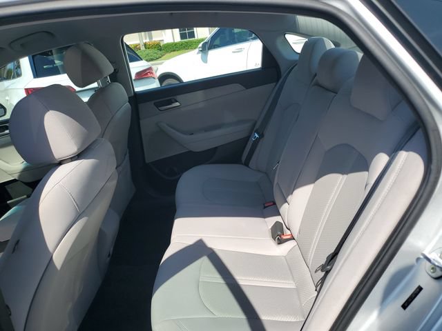 Used 2018 Hyundai Sonata SE FWD image 25
