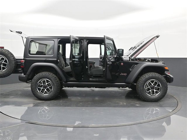 Used 2024 Jeep Wrangler Unlimited Rubicon w/ Technology Group image 46