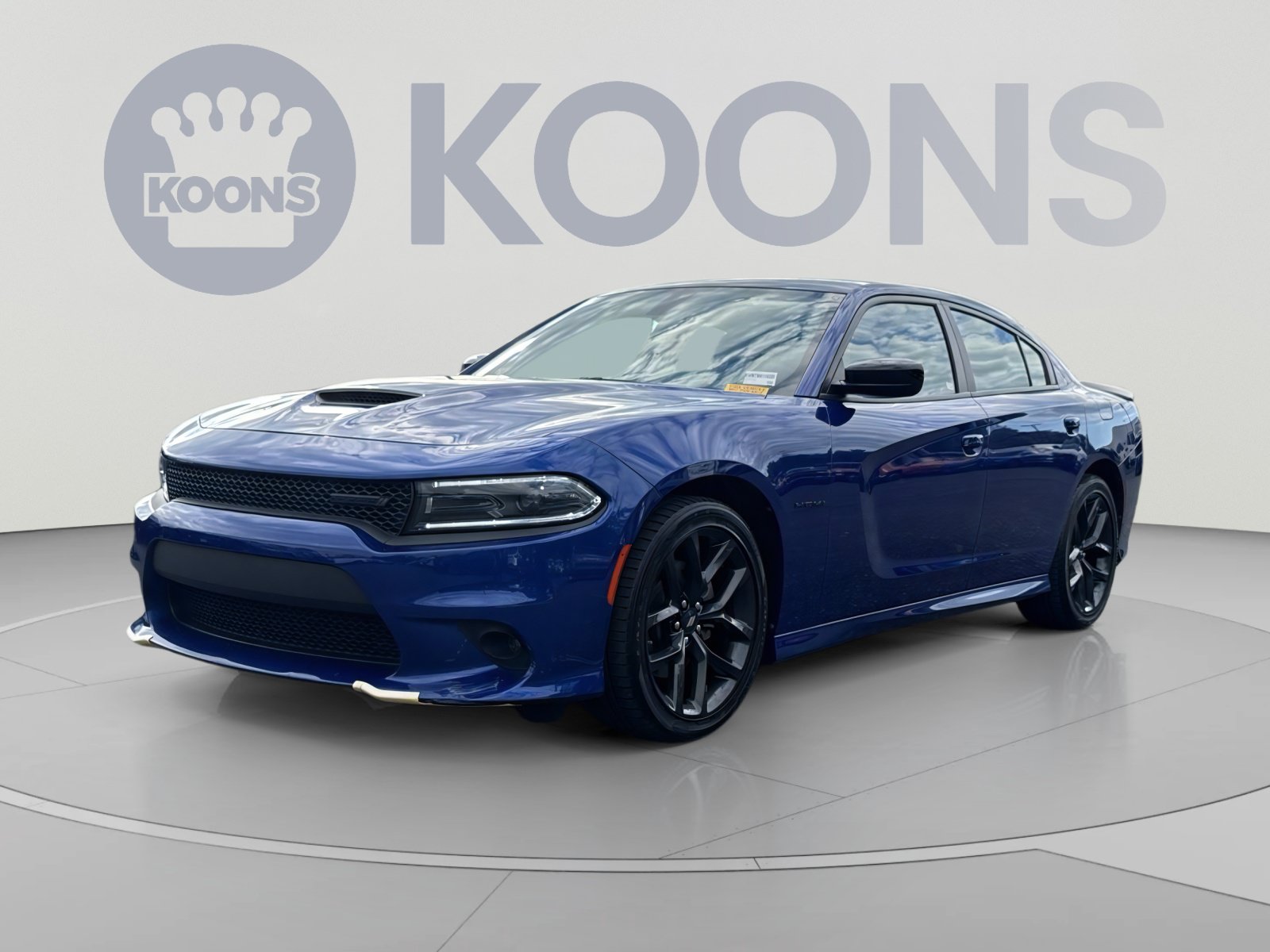 Used 2022 Dodge Charger R/T w/ Blacktop Package RWD image 5