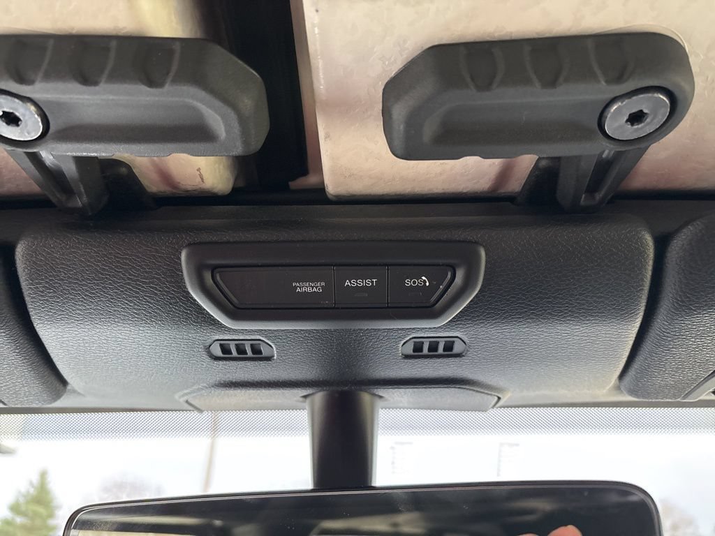 Used 2022 Jeep Gladiator Sport AWD/4WD image 22