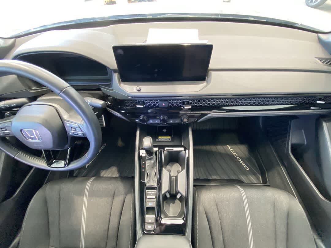Used 2025 Honda Accord Sport image 23