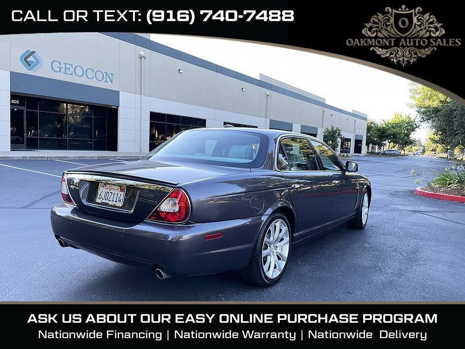 Used 2008 Jaguar XJ8 RWD image 10