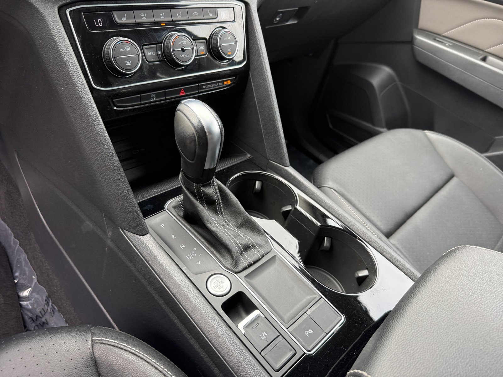 Certified 2023 Volkswagen Atlas SE FWD image 13