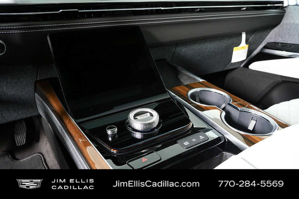 New 2026 Cadillac Escalade Platinum Sport w/ LPO, ONYX Package AWD/4WD image 18